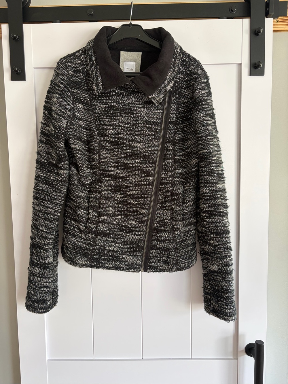 Bench Gray and Black Knit Jacket Fleece Lined size medium